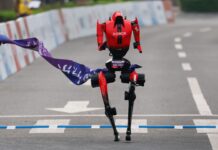 50 minutos y 26 segundos: la nueva marca de los robots maratonistas en la media maratón de Pekín
